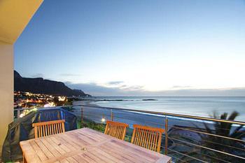 Seasonsfind - The Bay Appartement Kaapstad