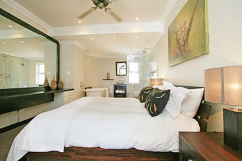 Seasonsfind - The Bay Appartement Kaapstad