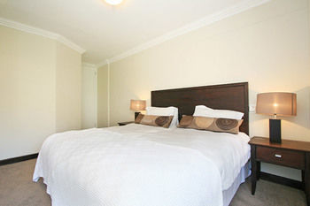 Seasonsfind - The Bay * Kaapstad